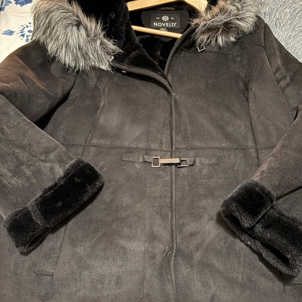 Women's Black Faux Fur Trim Coat